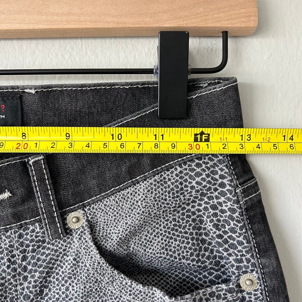 Vintage Guess USA Snake Print Coated Straight Jeans Women 24 - Picture 7 of 9